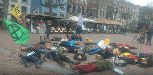 Luchtalarm-Klimaatalarm-Deventer-3-feb-2020-300x147-1
