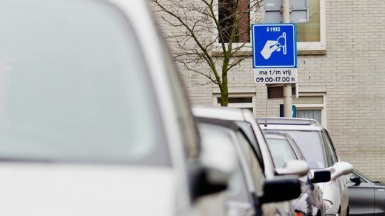 Extra parkeerplaatsen in woonwijken naar aanleiding van onderzoek parkeerdruk