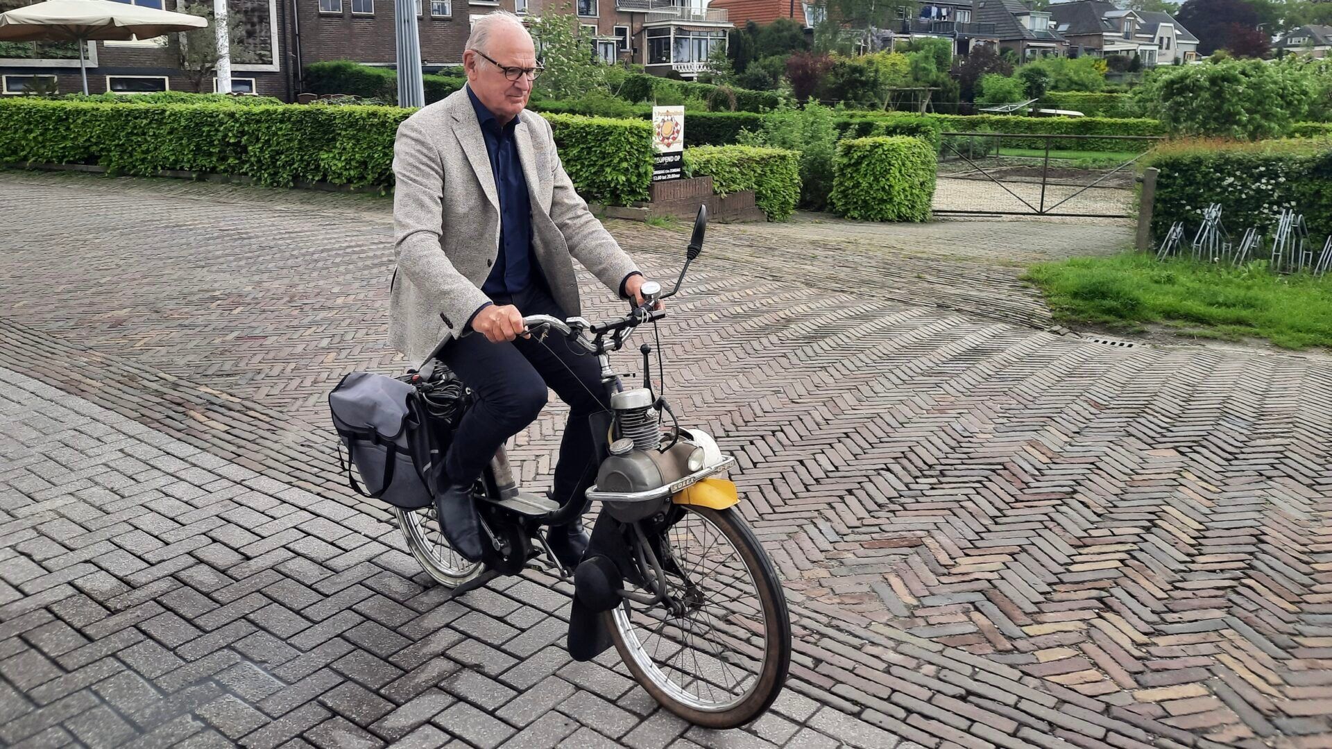 Philip Freriks in Olst gesignaleerd - Salland1