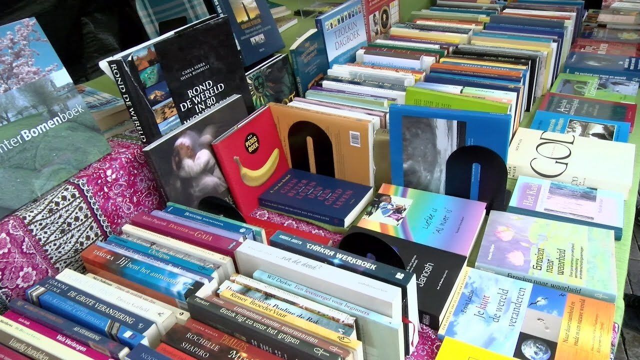 33e Deventer Boekenmarkt eentje voor in de boeken Salland1 33e Deventer Boekenmarkt eentje voor in de boeken Salland1