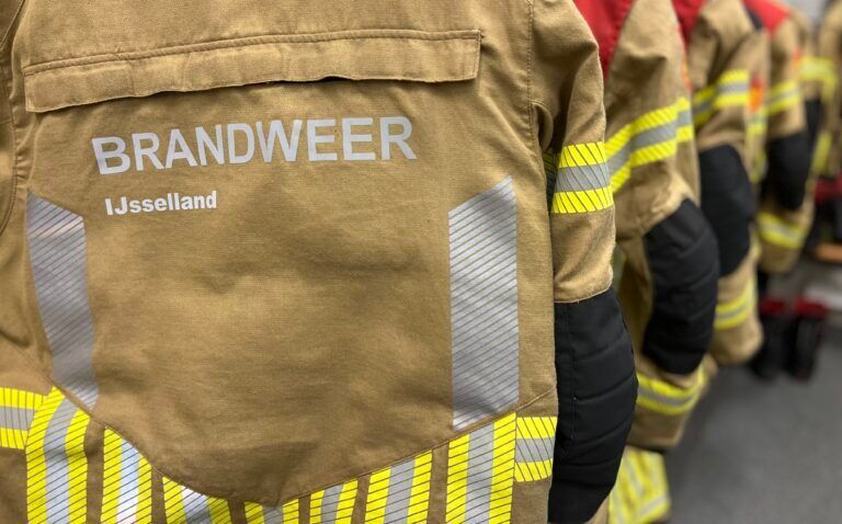 Chalet in Bathmen tot op de grond toe afgebrand