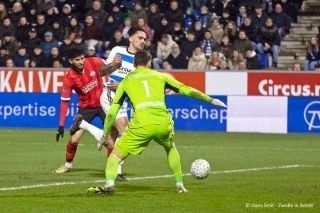 PEC Zwolle – PSV voetbal wedstrijd sport