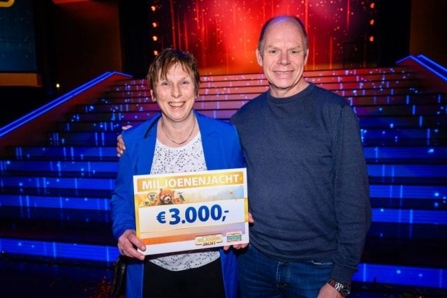 postcode loterij miljoenenjacht finale linda de mol sbs6 geld geldbedrag programma