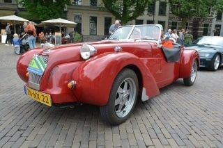 Lions IJsselvallei Classics 2024 / Foto door: Daan Obdeiijn Lions IJsselvallei Classics voertuigen auto's klassiek uniek