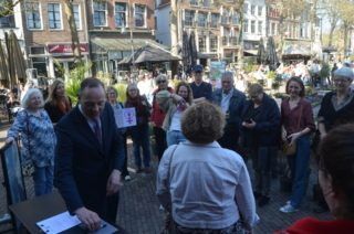 Ondertekening bij de Waag Vrouwendag 2025. foto: Daan Obdeijn