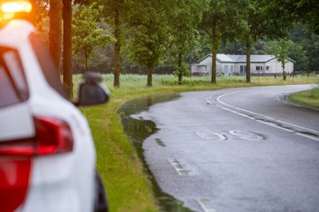 Natheid op de weg / Foto: Rens Hulman