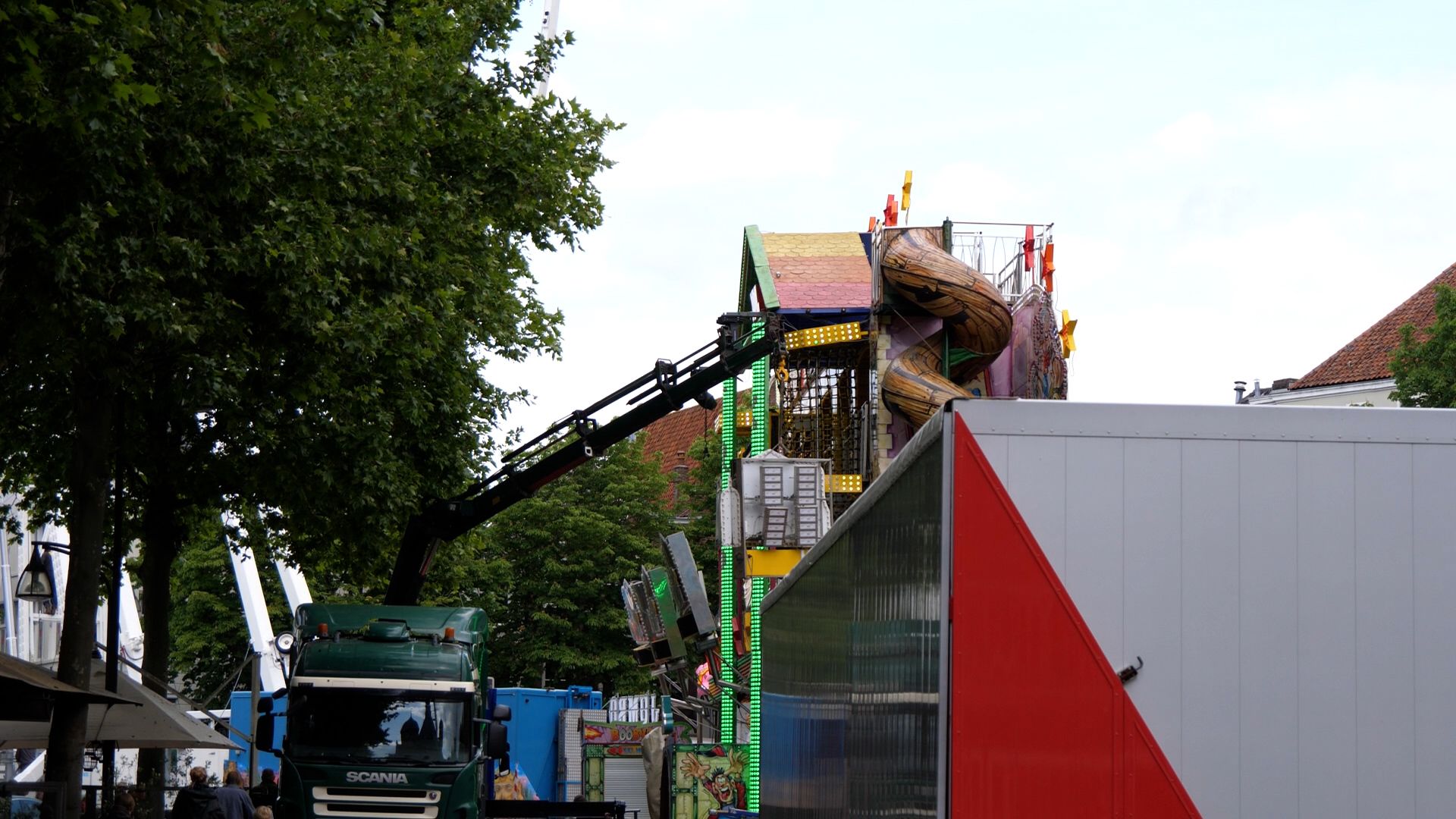 [VIDEO] Opbouw zomerkermis Deventer