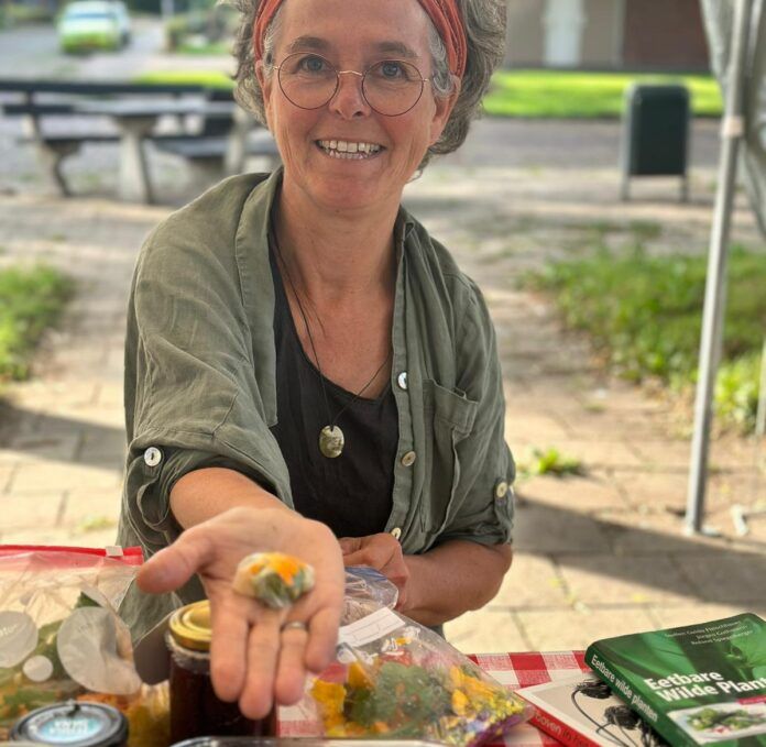 Een wildplukbonbon / Foto: Olstersoepcafé