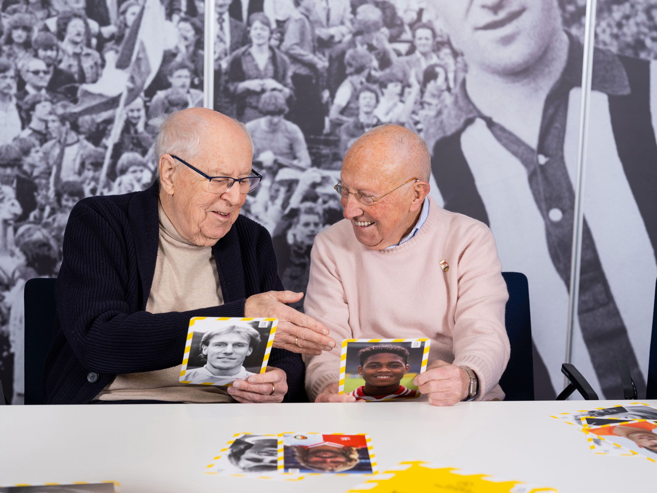 Samen terug in de tijd: Raalter initiatief rond voetbalherinneringen bij Rohda