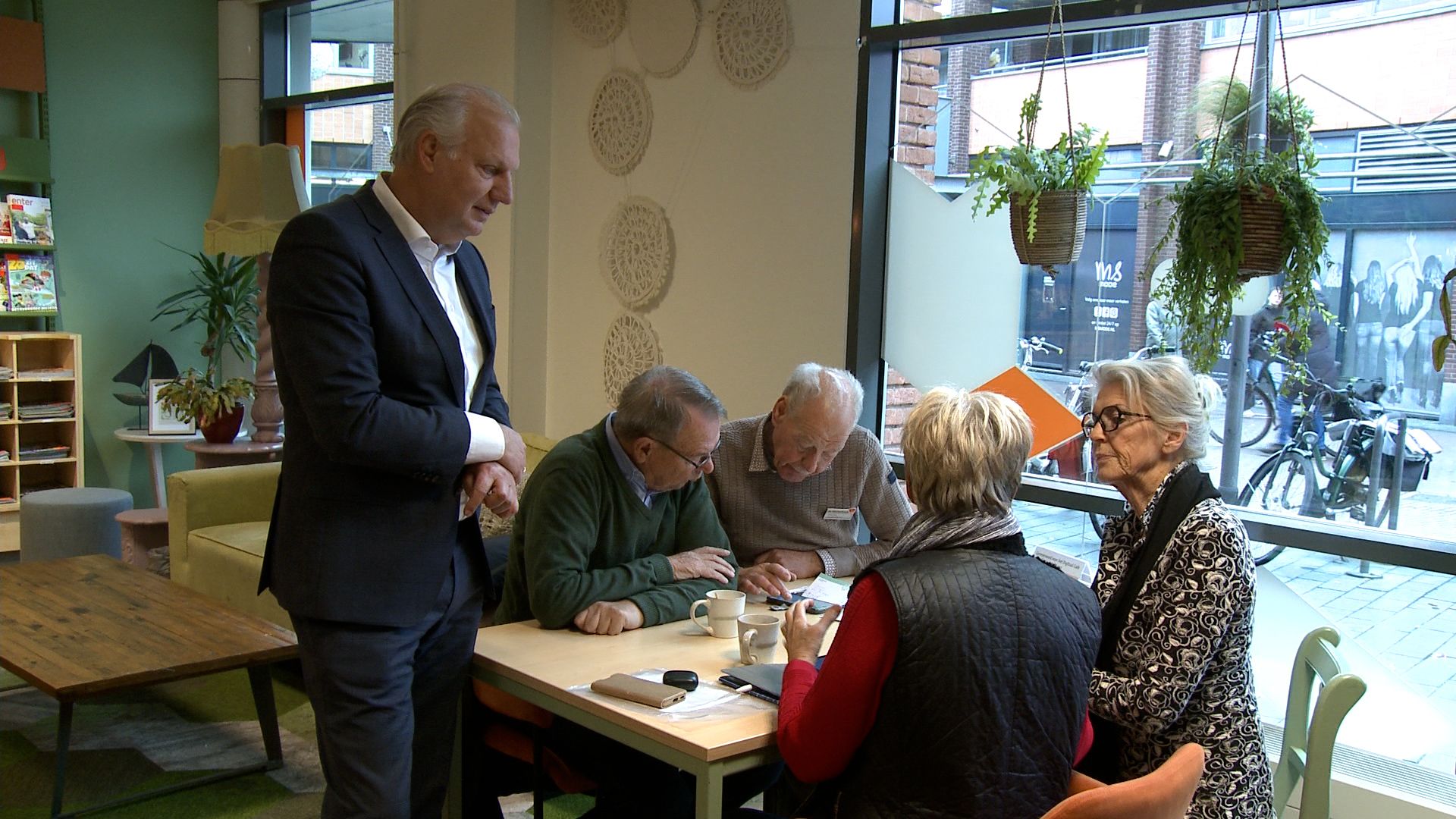 Digitaal Meedoen in Bibliotheek Raalte: 