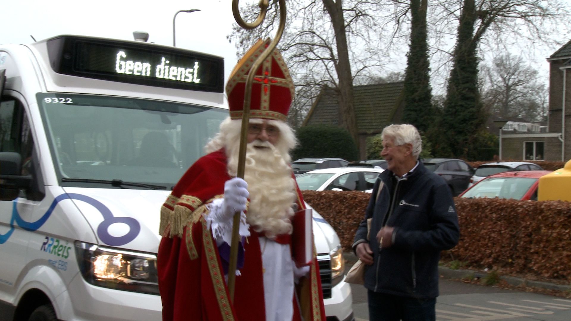 Buurtbus Vereniging Heino feliciteert 500.000ste passagier: 