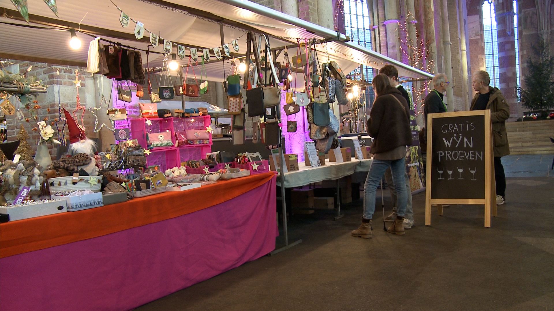 Kerstsfeer in de Lebuïnuskerk van Deventer