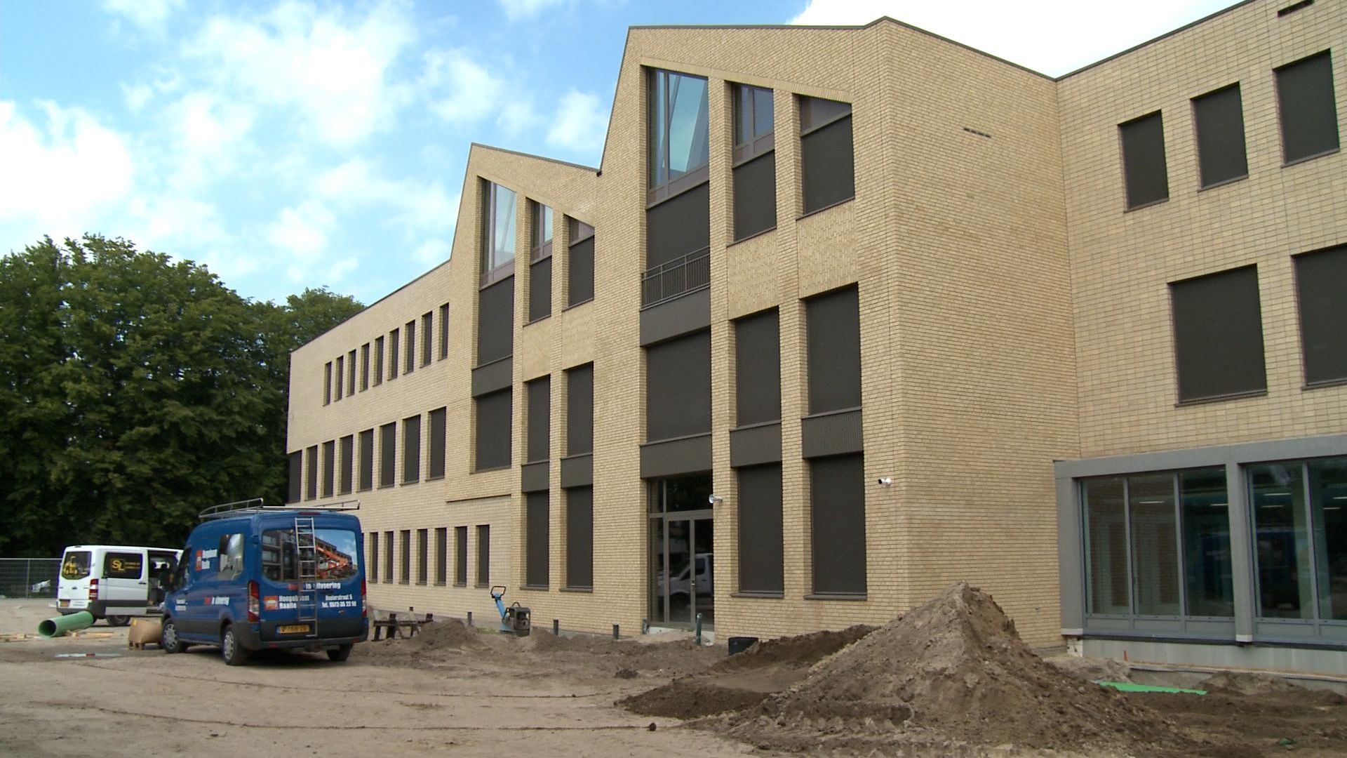 Nieuw VMBO-gebouw van De Marke Deventer opgeleverd: 