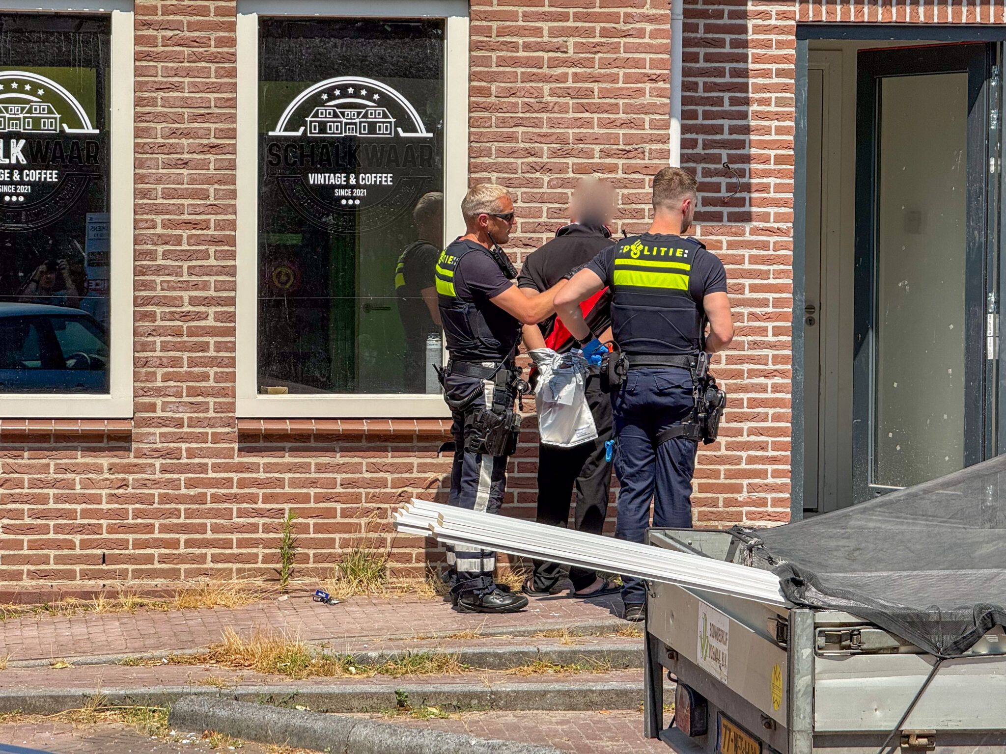 Aanhouding na steekincident in woning Schalkhaar
