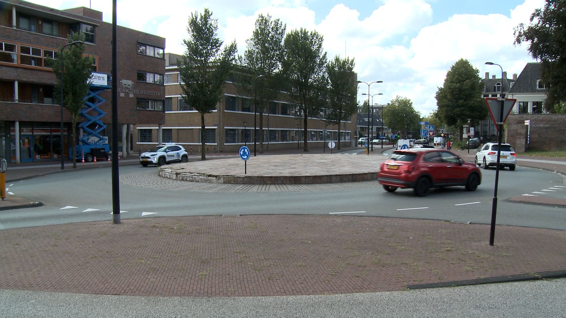 Pro Deventer wil snel aanpak Emmaplein: : 