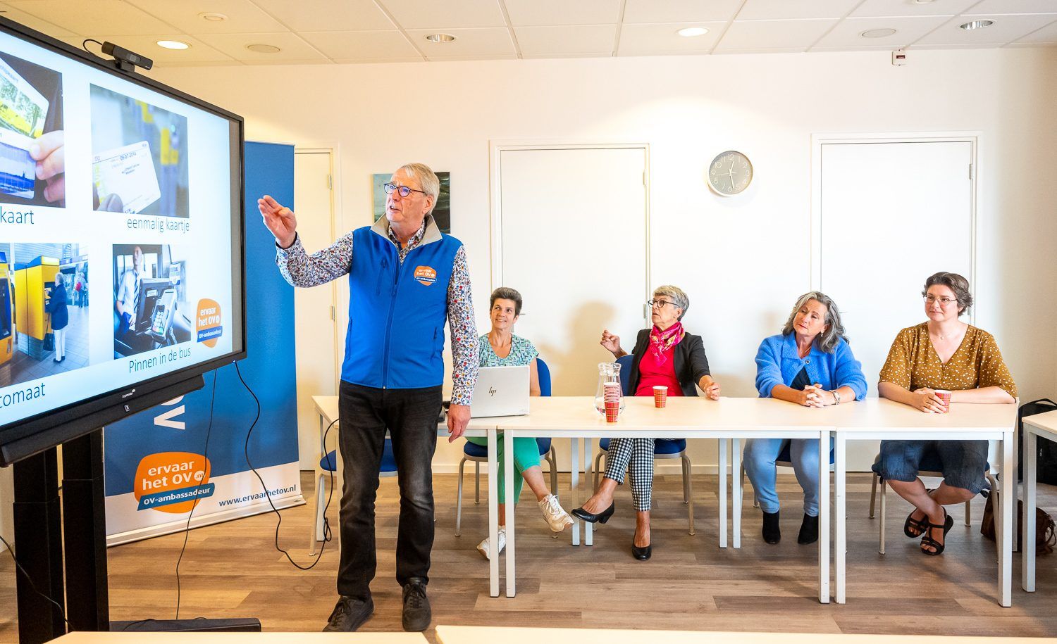 Cursus in Deventer helpt inwoners weer op weg met openbaar vervoer